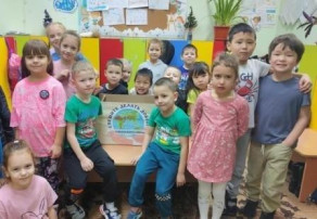 Акция «Своих не бросаем!»z Акция «Своих не бросаем!»z.