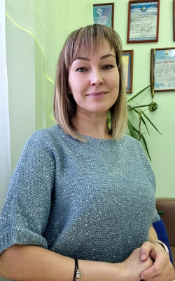 Заведующий, учитель -логопед Каненя Анастасия Алексеевна